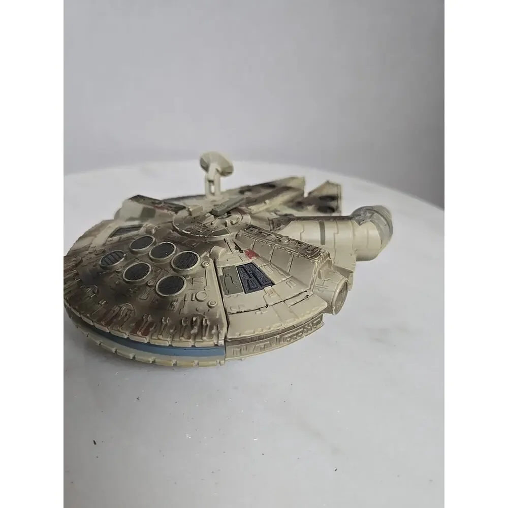 Star Wars Millennium Falcon Battle Damage Hasbro 2002 LFL Micro Machines 7 inch